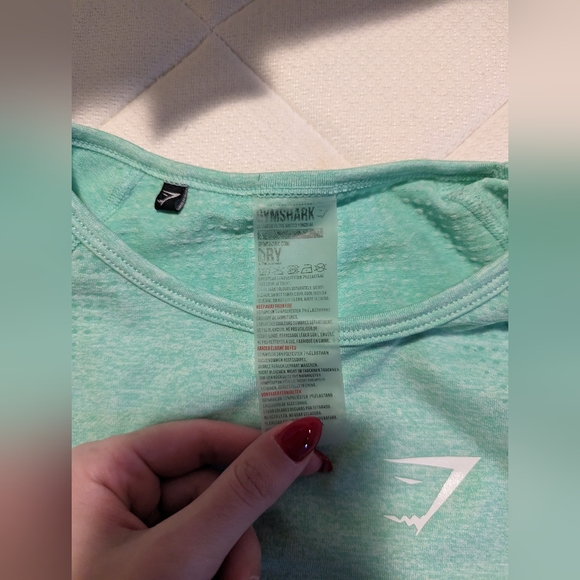 Gymshark crop top - Picture 2 of 2